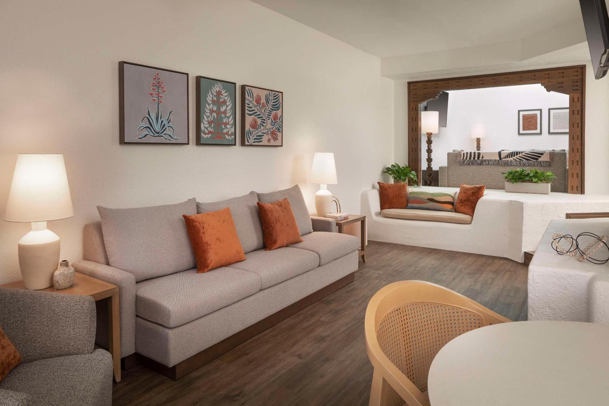 The Scottsdale Resort & Spa, Curio Collection By Hilton Exterior photo