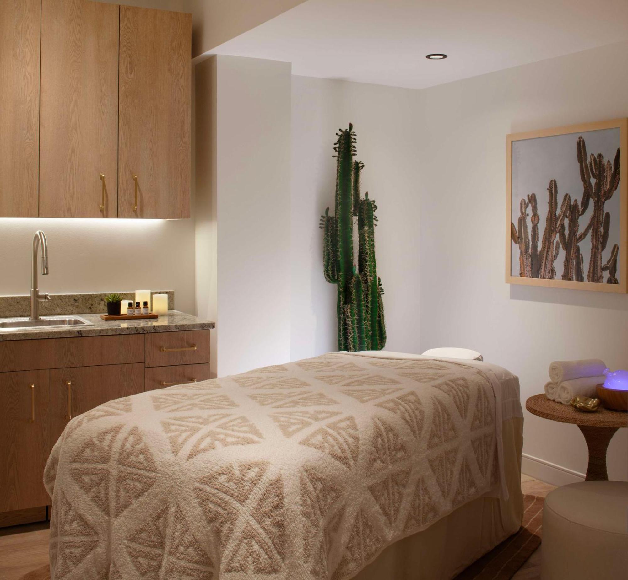 The Scottsdale Resort & Spa, Curio Collection By Hilton Exterior photo