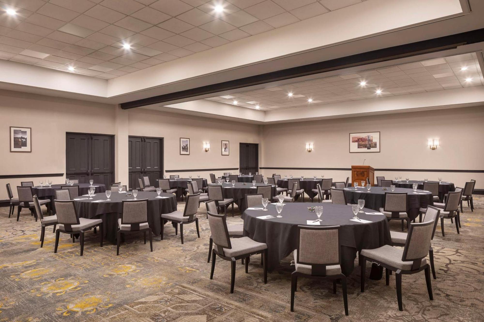 The Scottsdale Resort & Spa, Curio Collection By Hilton Exterior photo